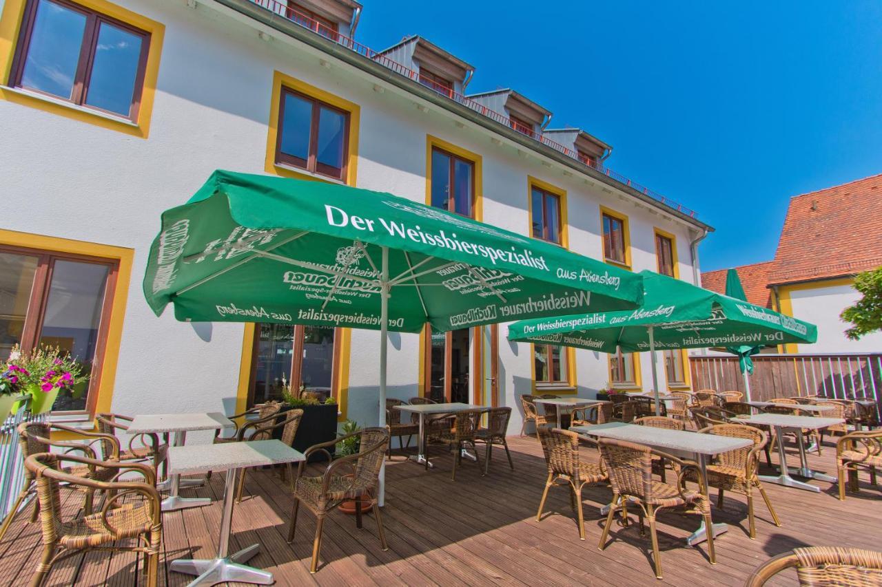 Gasthof Postbraeu Siegenburg Exterior photo
